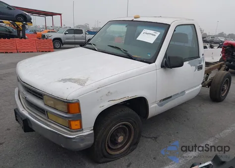 1997 Chevrolet C3500 Chassis from USA, damaged, VIN 1GBGC34R9VF046256